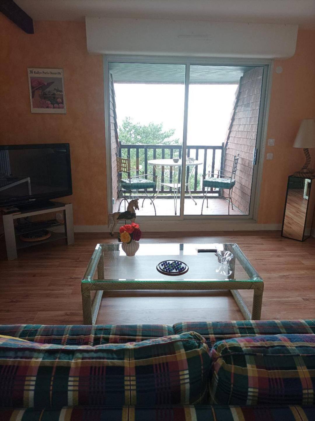 Le Vue Apartment